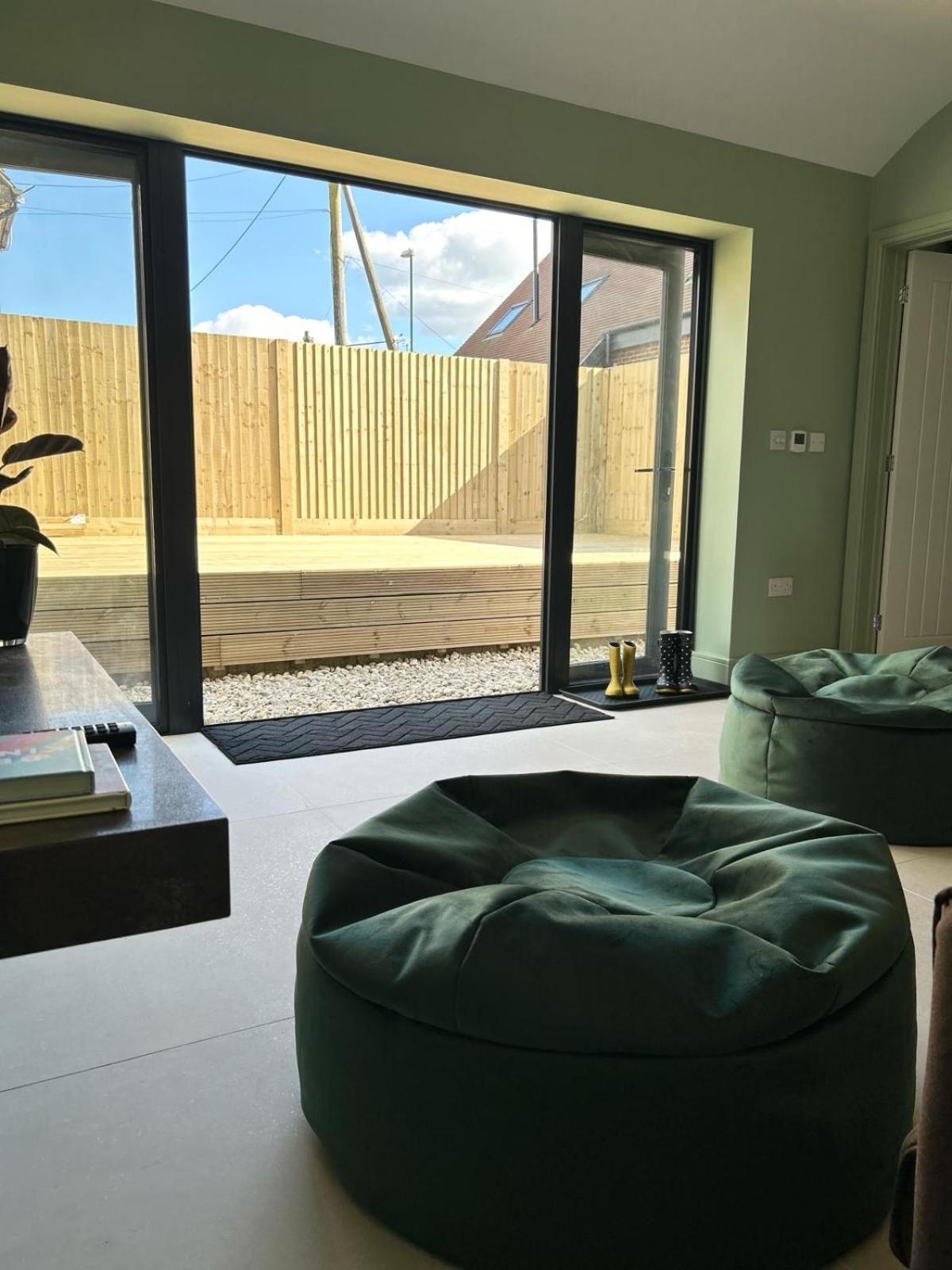 Villa White Oaks Sussex Twineham Exterior foto